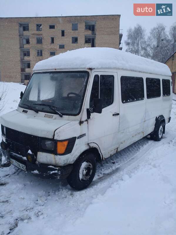 Пригородный автобус Mercedes-Benz O 408 1995 в 