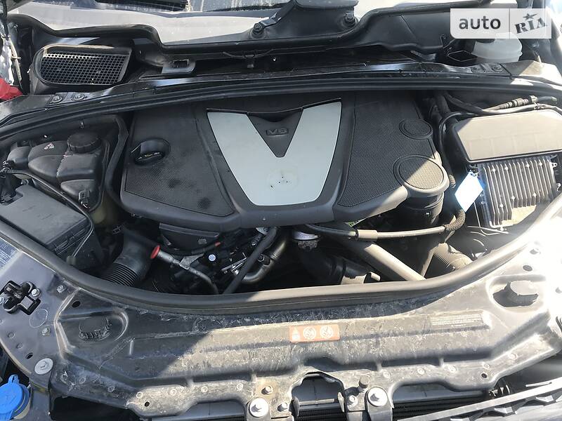 Универсал Mercedes-Benz R-Class 2010 в Львове