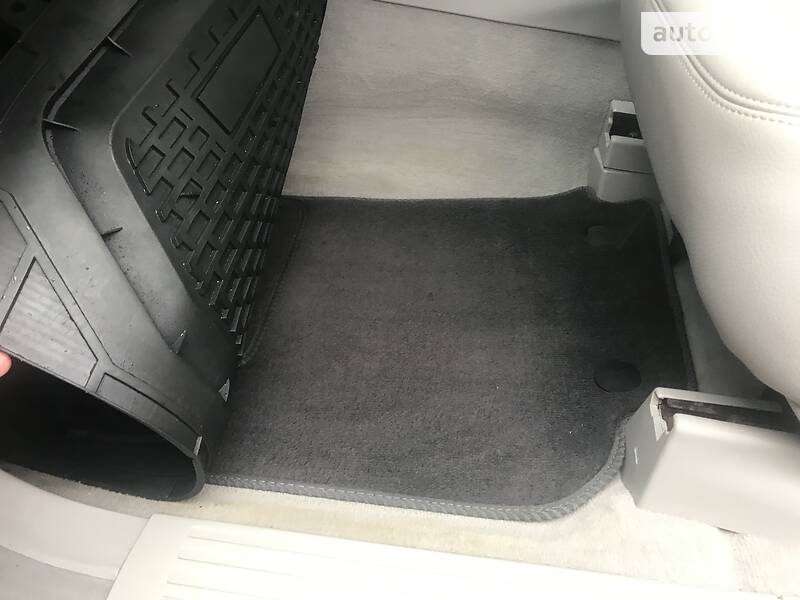 Универсал Mercedes-Benz R-Class 2010 в Львове