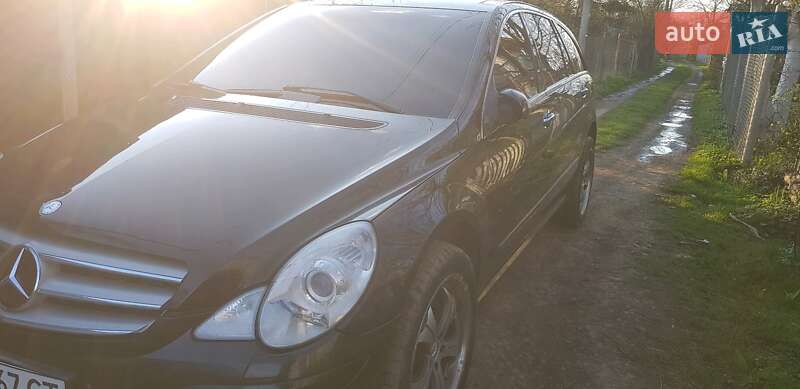 Универсал Mercedes-Benz R-Class 2006 в Ивано-Франковске
