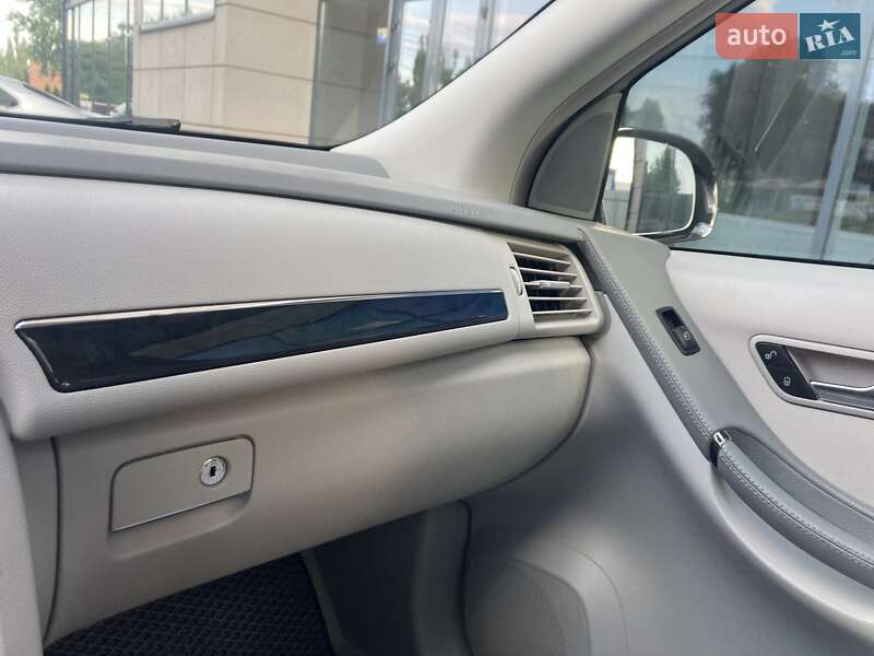 Универсал Mercedes-Benz R-Class 2010 в Киеве