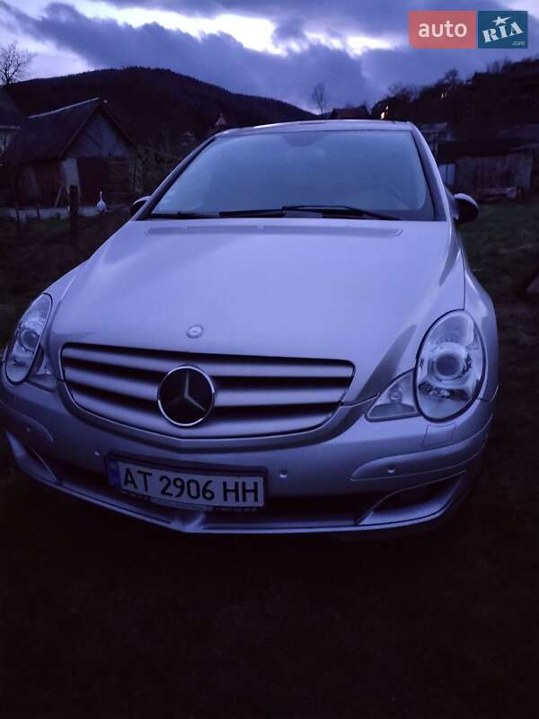 Универсал Mercedes-Benz R-Class 2006 в Ивано-Франковске