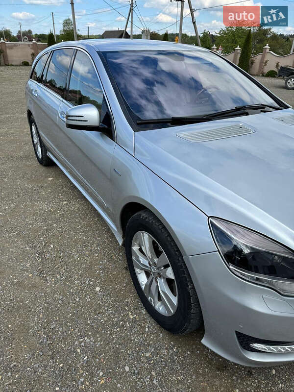 Универсал Mercedes-Benz R-Class 2010 в Черновцах