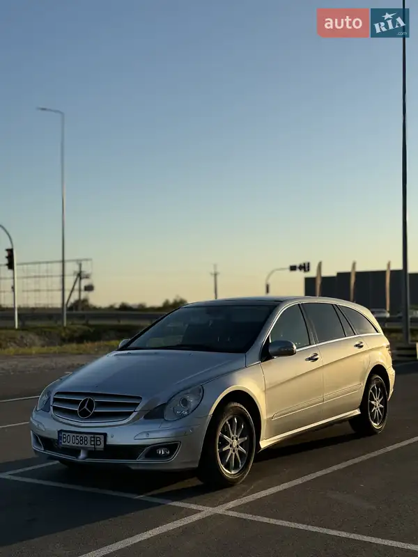 Mercedes-Benz R-Class