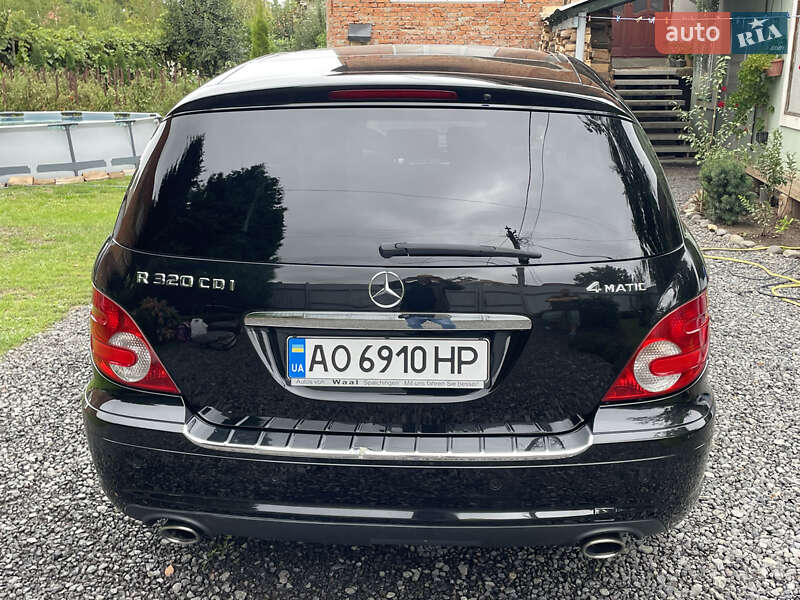 Универсал Mercedes-Benz R-Class 2009 в Ужгороде
