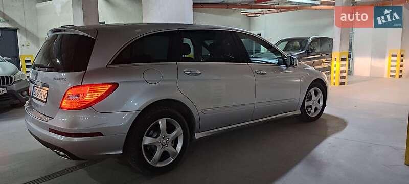 Универсал Mercedes-Benz R-Class 2011 в Львове