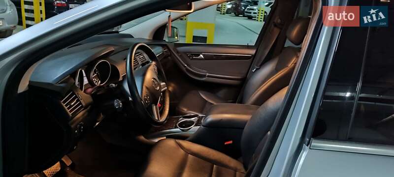 Универсал Mercedes-Benz R-Class 2011 в Львове
