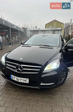 Mercedes-Benz R-Class 2011 Mercedes-Benz R-Class 2011