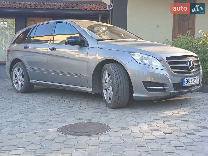 Универсал Mercedes-Benz R-Class 2010 в Ровно