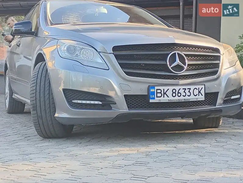 Mercedes-Benz R-Class