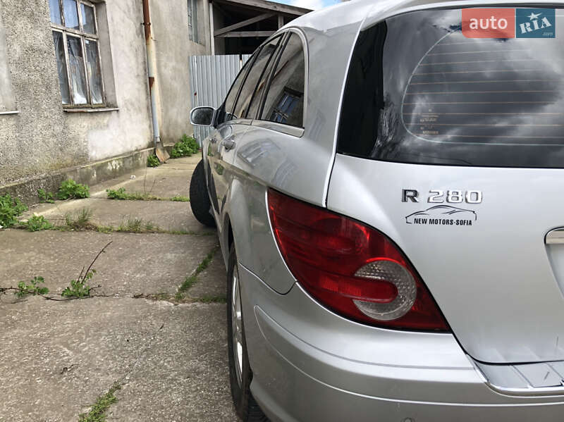 Универсал Mercedes-Benz R-Class 2009 в Килии