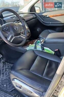 Універсал Mercedes-Benz R-Class 2011 в 