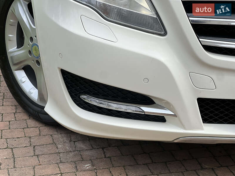 Минивэн Mercedes-Benz R-Class 2011 в Киеве