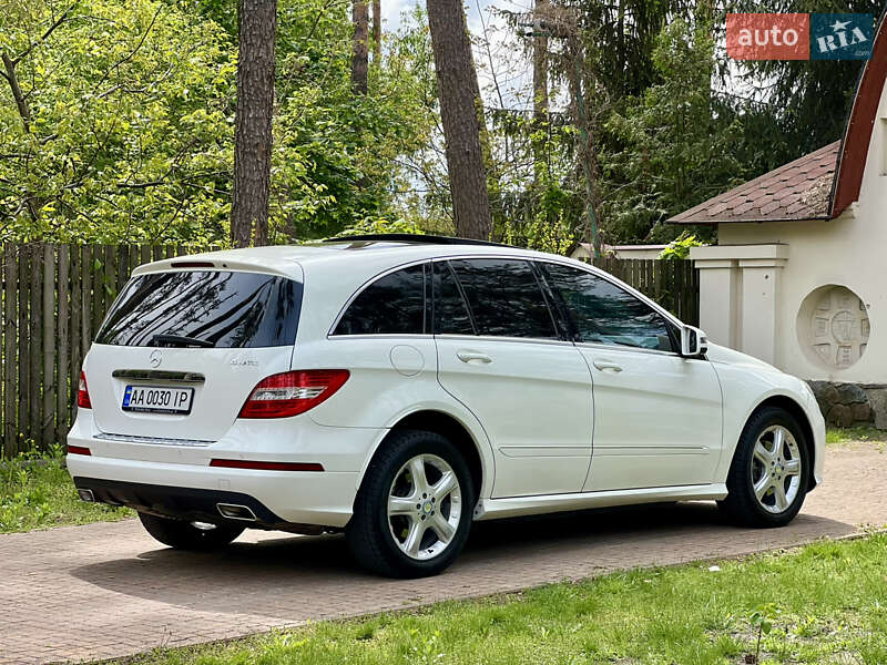 Минивэн Mercedes-Benz R-Class 2011 в Киеве