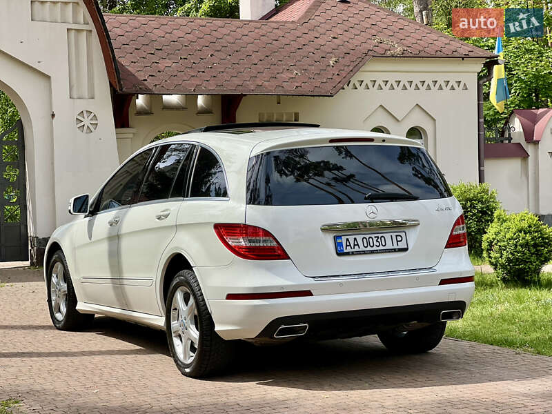 Минивэн Mercedes-Benz R-Class 2011 в Киеве