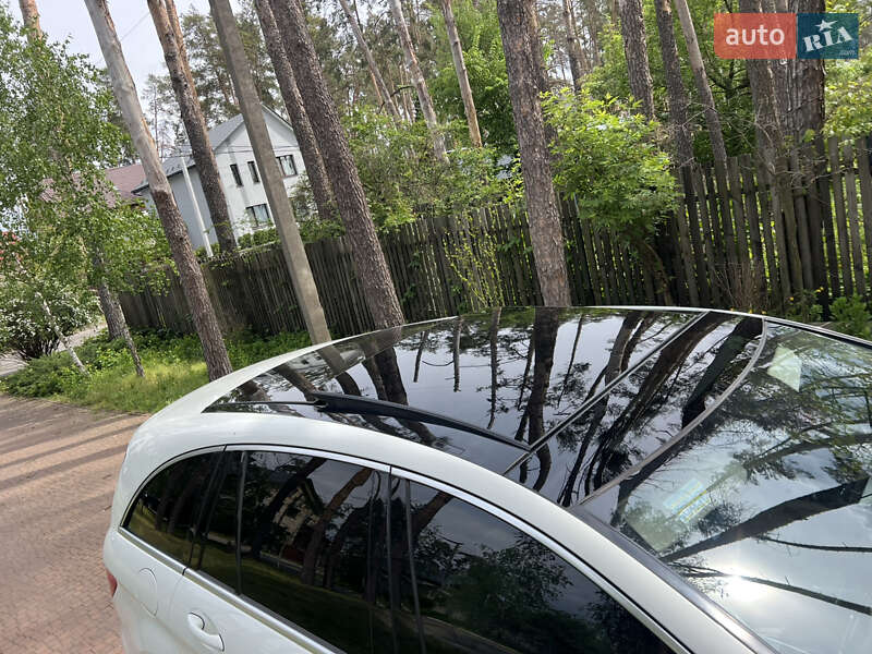 Минивэн Mercedes-Benz R-Class 2011 в Киеве