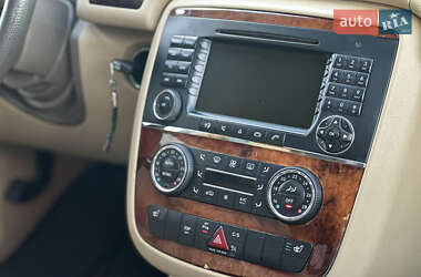 Минивэн Mercedes-Benz R-Class 2005 в 