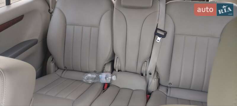 Минивэн Mercedes-Benz R-Class 2008 в Вишневом фото 5 Минивэн Mercedes-Benz R-Class 2008 в Вишневом