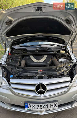Минивэн Mercedes-Benz R-Class 2007 в 