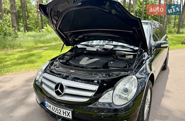 Минивэн Mercedes-Benz R-Class 2007 в 