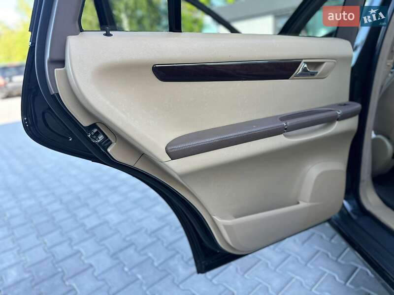 Минивэн Mercedes-Benz R-Class 2005 в Иваничах