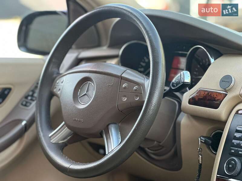 Минивэн Mercedes-Benz R-Class 2005 в Иваничах