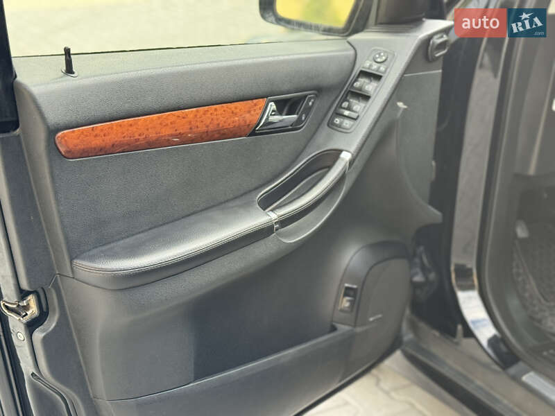 Минивэн Mercedes-Benz R-Class 2006 в Могилев-Подольске