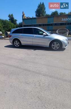 Минивэн Mercedes-Benz R-Class 2008 в 