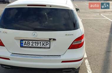 Минивэн Mercedes-Benz R-Class 2010 в 