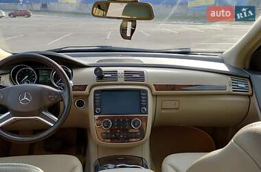 Минивэн Mercedes-Benz R-Class 2010 в 