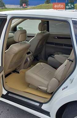 Минивэн Mercedes-Benz R-Class 2010 в 