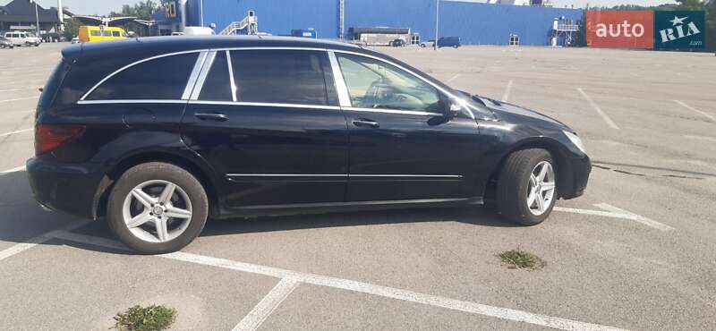 Минивэн Mercedes-Benz R-Class 2006 в Кицмани