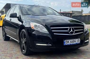 Минивэн Mercedes-Benz R-Class 2012 в 