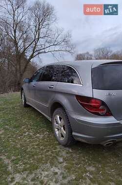 Минивэн Mercedes-Benz R-Class 2009 в 