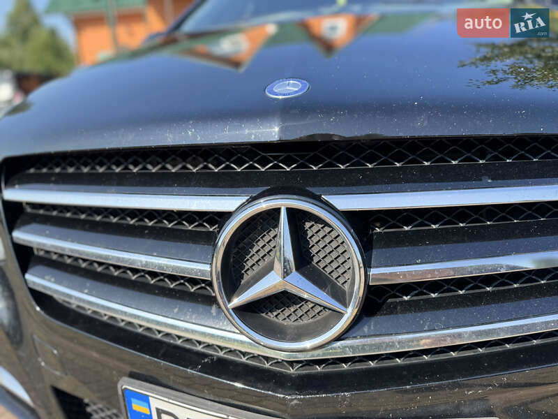 Минивэн Mercedes-Benz R-Class 2012 в Луцке