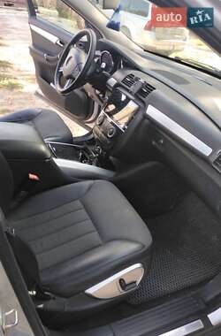 Минивэн Mercedes-Benz R-Class 2007 в 