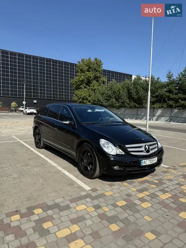 Mercedes-Benz R-Class
