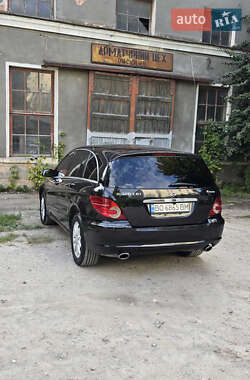 Минивэн Mercedes-Benz R-Class 2007 в 