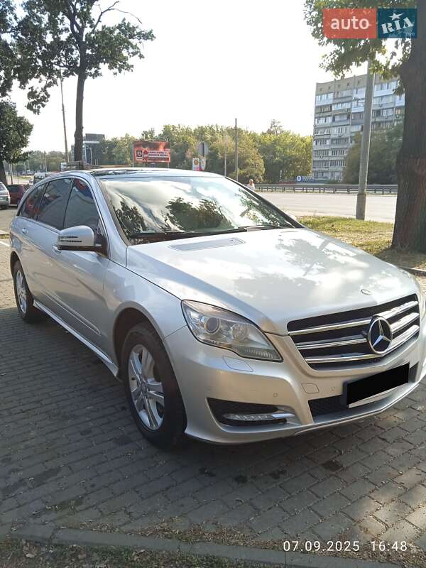 Мінівен Mercedes-Benz R-Class 2011 в Києві