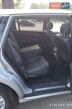 Мінівен Mercedes-Benz R-Class 2011 в 