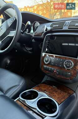 Минивэн Mercedes-Benz R-Class 2011 в 