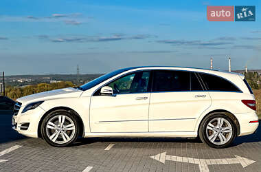 Минивэн Mercedes-Benz R-Class 2012 в 