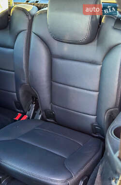 Минивэн Mercedes-Benz R-Class 2012 в 