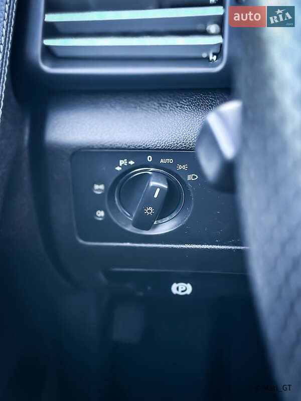 Мінівен Mercedes-Benz R-Class 2012 в Дніпрі