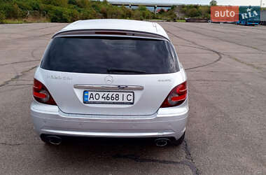 Мінівен Mercedes-Benz R-Class 2009 в 