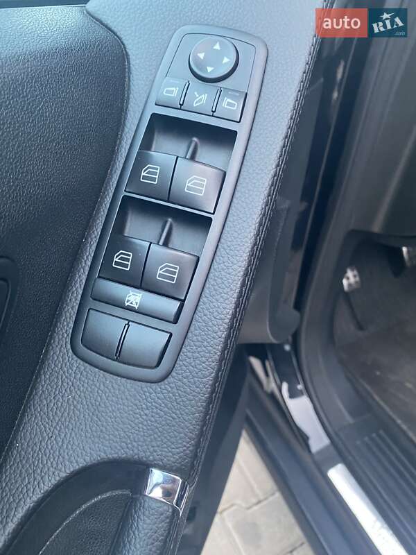 Минивэн Mercedes-Benz R-Class 2009 в Одессе фото 5 Минивэн Mercedes-Benz R-Class 2009 в Одессе