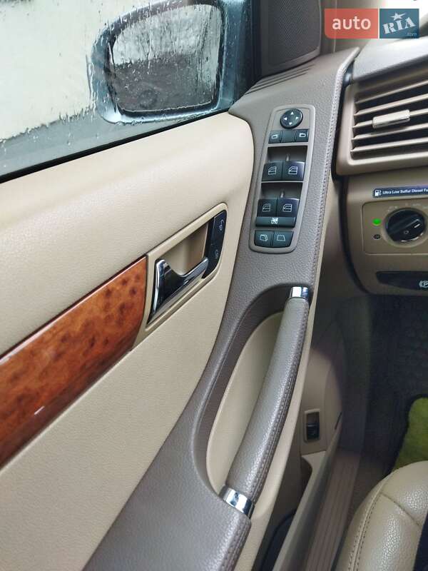 Мінівен Mercedes-Benz R-Class 2006 в Снятині