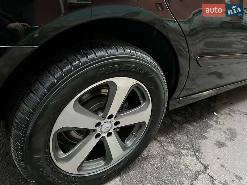 Минивэн Mercedes-Benz R-Class 2006 в Виннице