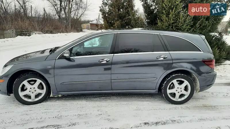 Mercedes-Benz R-Class