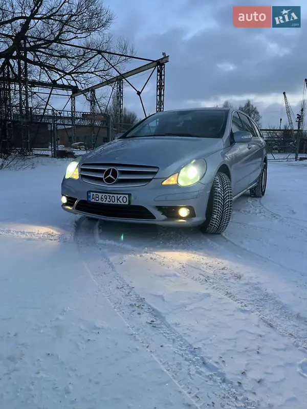 Mercedes-Benz R-Class